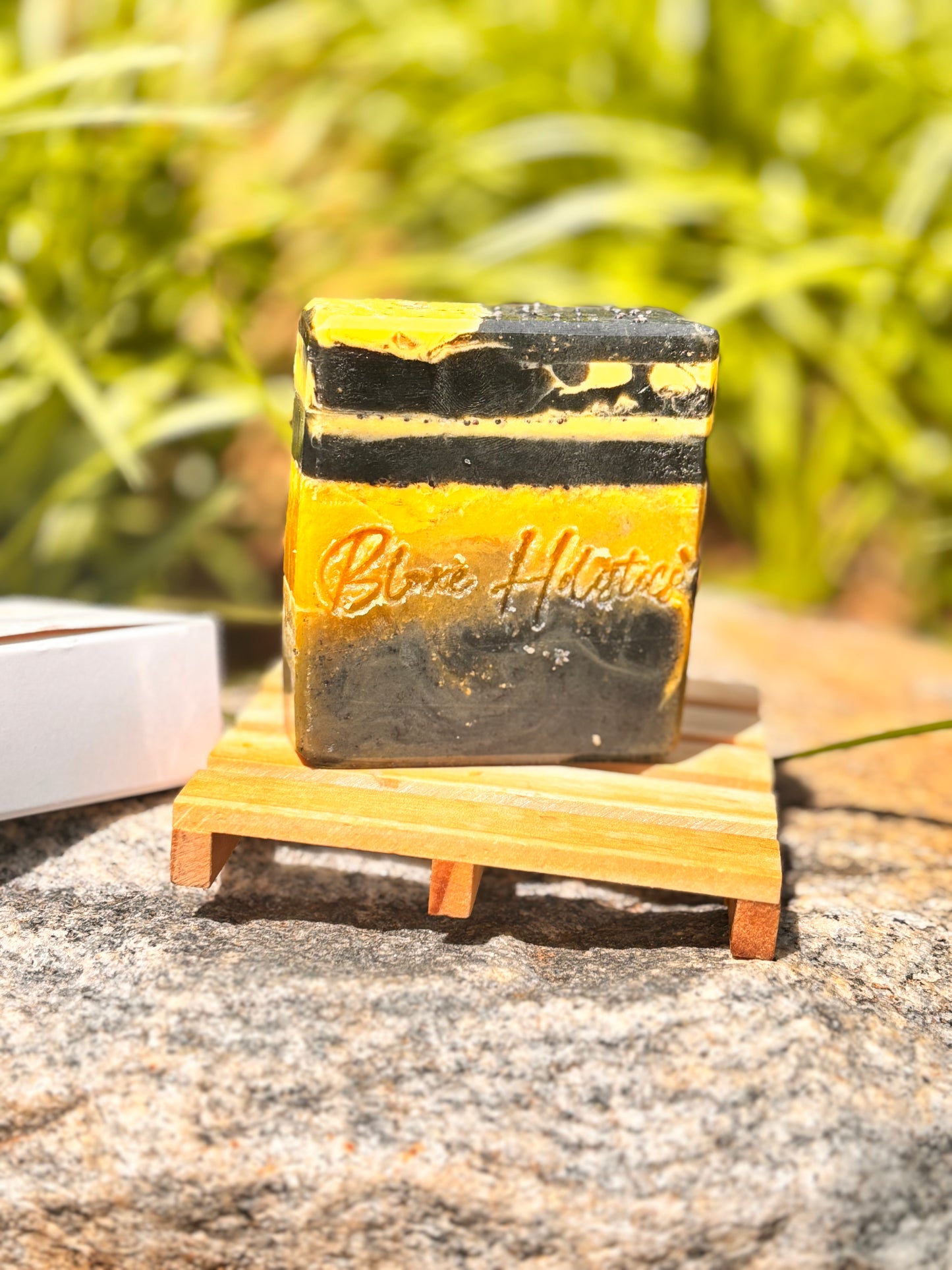 Turmeric & Charcoal fusion bar